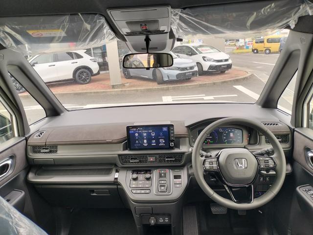ステップワゴン ｅＨＥＶスパーダプレミアムラインブラックエディション　新車　展示車　ＴＶ視聴可ナビ付き　シートヒーター　ＥＴＣ　リアエアコン　２．０ｅ：ＨＥＶスパーダＰＲＥＭＩＵＭライン　ブラックエディション（12枚目）