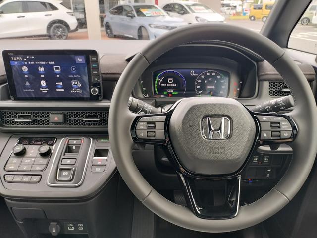 ステップワゴン ｅＨＥＶスパーダプレミアムラインブラックエディション　新車　展示車　ＴＶ視聴可ナビ付き　シートヒーター　ＥＴＣ　リアエアコン　２．０ｅ：ＨＥＶスパーダＰＲＥＭＩＵＭライン　ブラックエディション（13枚目）