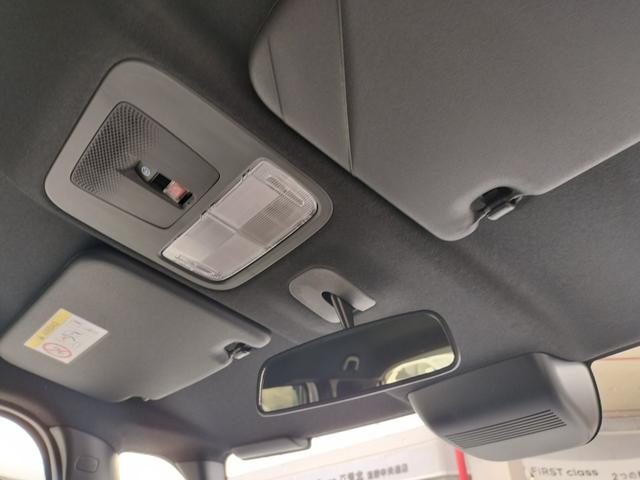 Ｎ－ＢＯＸカスタム 　新車　未登録車　純正ナビ付き　ターボ車　シートヒーター　両側電動スライドドア　ホンダセンシング　ピューターグレー塗装＋切削　１５インチアルミホイール（31枚目）