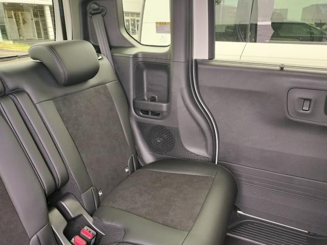 Ｎ－ＢＯＸカスタム 　新車　未登録車　純正ナビ付き　ターボ車　シートヒーター　両側電動スライドドア　ホンダセンシング　ピューターグレー塗装＋切削　１５インチアルミホイール（36枚目）