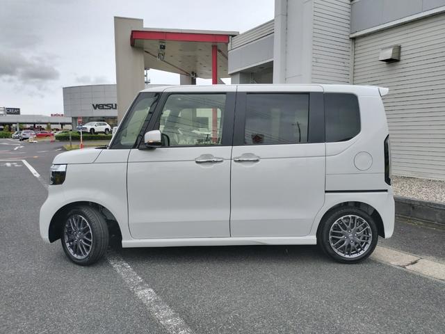 Ｎ－ＢＯＸカスタム 　新車　未登録車　純正ナビ付き　ターボ車　シートヒーター　両側電動スライドドア　ホンダセンシング　ピューターグレー塗装＋切削　１５インチアルミホイール（46枚目）