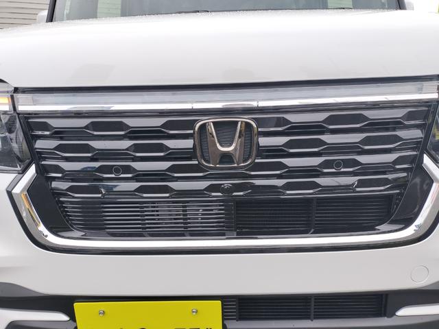 Ｎ－ＢＯＸカスタム 　新車　未登録車　純正ナビ付き　ターボ車　シートヒーター　両側電動スライドドア　ホンダセンシング　ピューターグレー塗装＋切削　１５インチアルミホイール（49枚目）