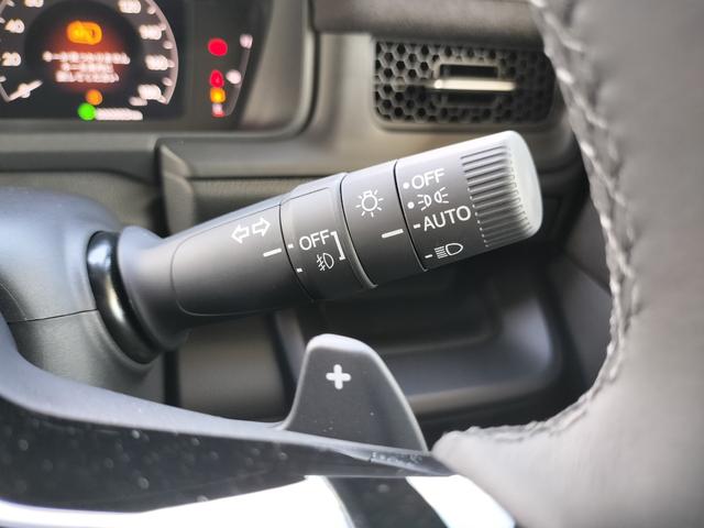 ステップワゴン ｅＨＥＶスパーダプレミアムラインブラックエディション　新車　未登録車　展示車　オーディオレス　マルチビューカメラシステム運転席＆助手席＆２列目シートヒーター　二列目オットマン　コンビシート　プレミアムラインブラックエディション（19枚目）