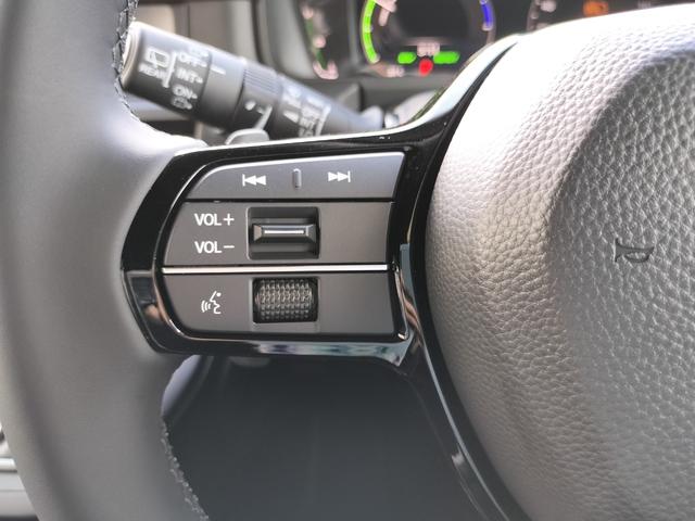 ステップワゴン ｅＨＥＶスパーダプレミアムラインブラックエディション　新車　未登録車　展示車　オーディオレス　マルチビューカメラシステム運転席＆助手席＆２列目シートヒーター　二列目オットマン　コンビシート　プレミアムラインブラックエディション（20枚目）