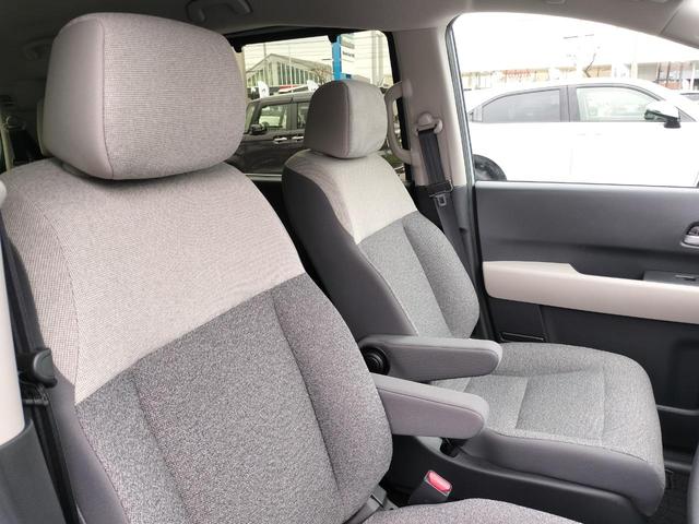 フリード エアー　試乗車　ホンダカーズ代車　８インチナビ　ＴＶ視聴可　フロアマット付き　２列目キャプテンシート　　６人乗り　リアカメラ　ホンダセンシング　ブレーキホールド機能　電子パーキング（39枚目）