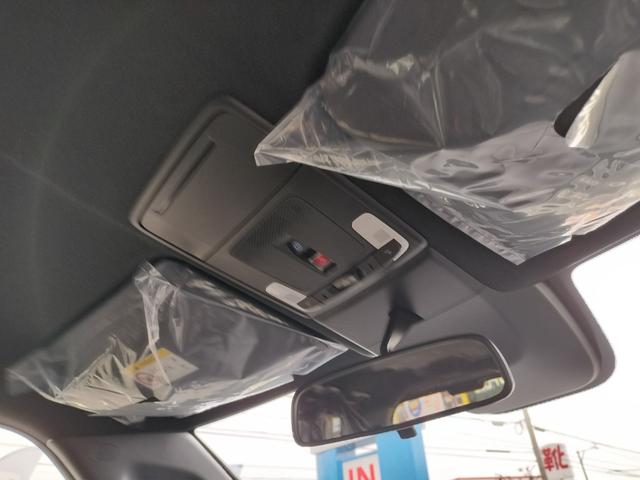 ステップワゴン eHEVスパーダプレミアムラインブラックエディション 新車 未登録車 展示車 オーディオレス マルチビューカメラシステム運転席&助手席&2列目シートヒーター 二列目オットマン コンビシート プレミアムラインブラックエディション(22枚目)