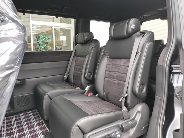 ステップワゴン eHEVスパーダプレミアムラインブラックエディション 新車 未登録車 展示車 オーディオレス マルチビューカメラシステム運転席&助手席&2列目シートヒーター 二列目オットマン コンビシート プレミアムラインブラックエディション(33枚目)