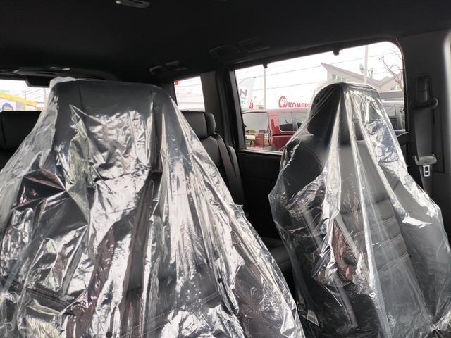 ステップワゴン eHEVスパーダプレミアムラインブラックエディション 新車 未登録車 展示車 オーディオレス マルチビューカメラシステム運転席&助手席&2列目シートヒーター 二列目オットマン コンビシート プレミアムラインブラックエディション(38枚目)