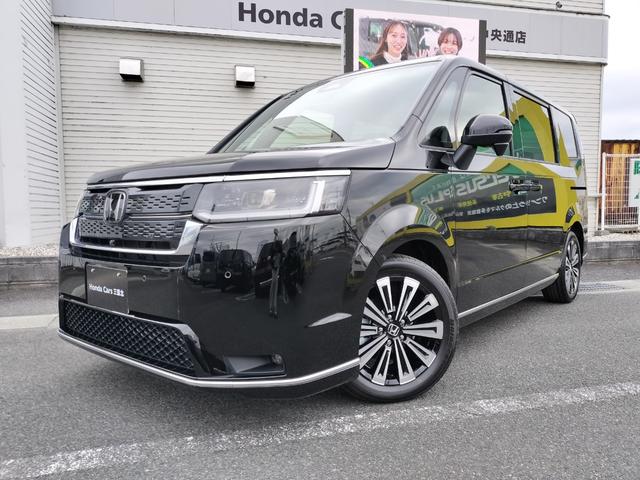 ステップワゴン スパーダ　プレミアムライン　新車　未登録車　ホンダディーラー出品　純正１１．４インチナビ　マルチビューカメラシステム　シートヒーター　後席エアコン　１７インチアルミホイール　二列目シートヒーター　展示車（7枚目）