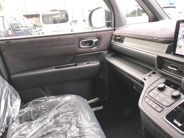 ステップワゴン スパーダ　プレミアムライン　新車　未登録車　ホンダディーラー出品　純正１１．４インチナビ　マルチビューカメラシステム　シートヒーター　後席エアコン　１７インチアルミホイール　二列目シートヒーター　展示車（16枚目）