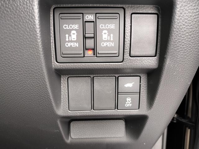 ステップワゴン スパーダ　プレミアムライン　新車　未登録車　ホンダディーラー出品　純正１１．４インチナビ　マルチビューカメラシステム　シートヒーター　後席エアコン　１７インチアルミホイール　二列目シートヒーター　展示車（27枚目）