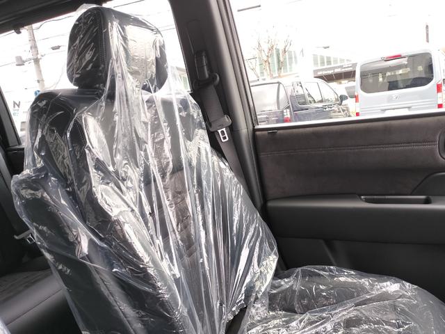 ステップワゴン スパーダ　プレミアムライン　新車　未登録車　ホンダディーラー出品　純正１１．４インチナビ　マルチビューカメラシステム　シートヒーター　後席エアコン　１７インチアルミホイール　二列目シートヒーター　展示車（28枚目）