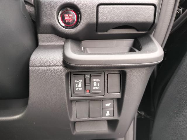 ステップワゴン スパーダ　プレミアムライン　新車　未登録車　ホンダディーラー出品　純正１１．４インチナビ　マルチビューカメラシステム　シートヒーター　後席エアコン　１７インチアルミホイール　二列目シートヒーター　展示車（37枚目）