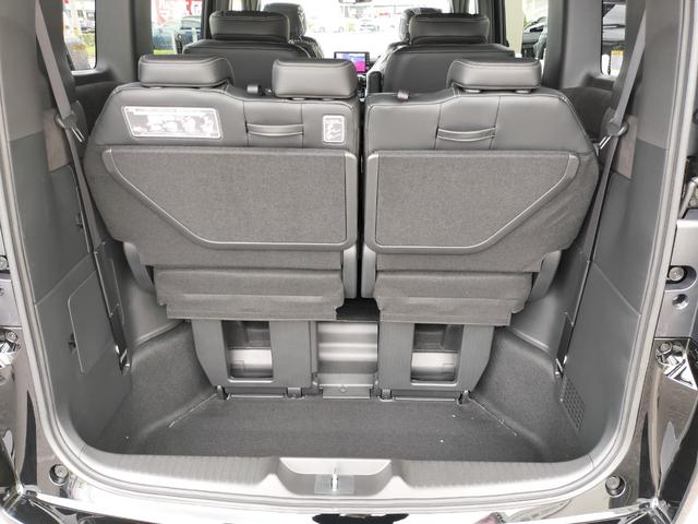 ステップワゴン スパーダ　プレミアムライン　新車　未登録車　ホンダディーラー出品　純正１１．４インチナビ　マルチビューカメラシステム　シートヒーター　後席エアコン　１７インチアルミホイール　二列目シートヒーター　展示車（42枚目）