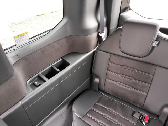 ステップワゴン スパーダ　プレミアムライン　新車　未登録車　ホンダディーラー出品　純正１１．４インチナビ　マルチビューカメラシステム　シートヒーター　後席エアコン　１７インチアルミホイール　二列目シートヒーター　展示車（54枚目）