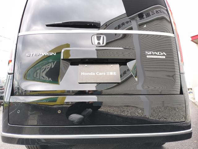 ステップワゴン スパーダ　プレミアムライン　新車　未登録車　ホンダディーラー出品　純正１１．４インチナビ　マルチビューカメラシステム　シートヒーター　後席エアコン　１７インチアルミホイール　二列目シートヒーター　展示車（62枚目）