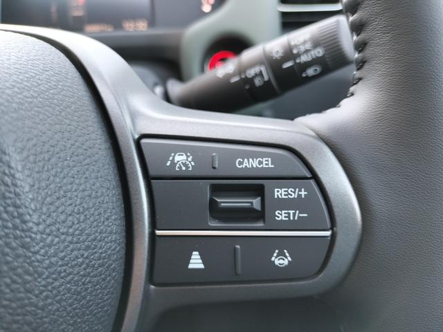 フリード クロスター ホンダディーラー試乗車 代車 5人乗り 15インチアルミホイール TV視聴可 純正ナビ 2列目6:4分割可倒式シート ブラインドスポットインフォメーション 運転席&助手席シートヒーター(29枚目)