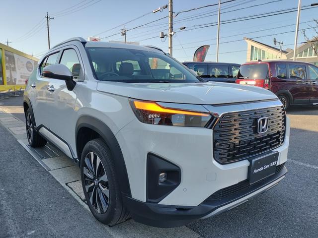 ＷＲ－Ｖ Ｚ＋　ホンダディーラー試乗車　代車　ボディコーティング施工車　ＥＴＣ　純正ナビ　駐車監視機能付き前後ドライブレコーダー　ＴＶ視聴可　リアセンターアームレスト　パーセルカバー　コンビシート（6枚目）