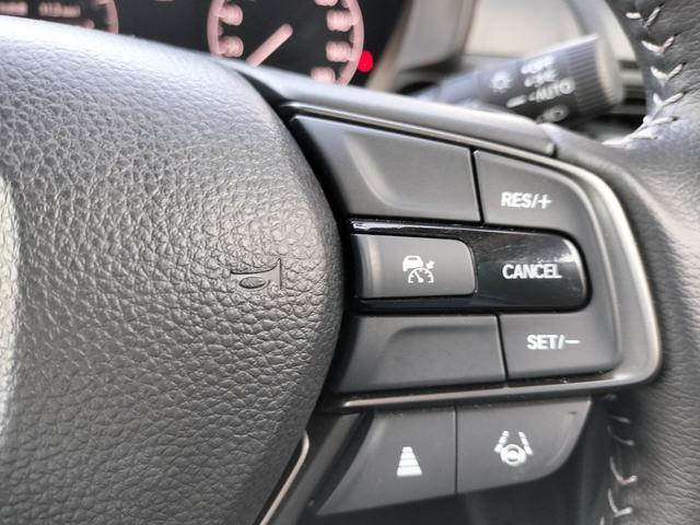 ＷＲ－Ｖ Ｚ＋　ホンダディーラー試乗車　代車　ボディコーティング施工車　ＥＴＣ　純正ナビ　駐車監視機能付き前後ドライブレコーダー　ＴＶ視聴可　リアセンターアームレスト　パーセルカバー　コンビシート（24枚目）