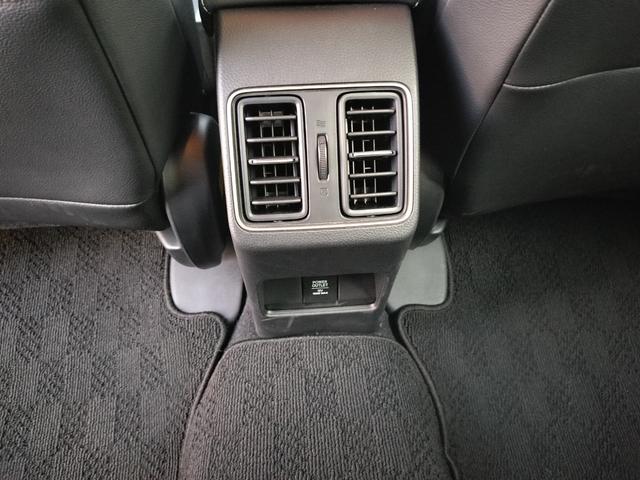 ＷＲ－Ｖ Ｚ＋　ホンダディーラー試乗車　代車　ボディコーティング施工車　ＥＴＣ　純正ナビ　駐車監視機能付き前後ドライブレコーダー　ＴＶ視聴可　リアセンターアームレスト　パーセルカバー　コンビシート（37枚目）