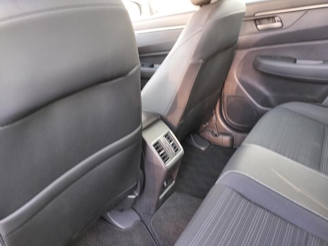 ＷＲ－Ｖ Ｚ＋　ホンダディーラー試乗車　代車　ボディコーティング施工車　ＥＴＣ　純正ナビ　駐車監視機能付き前後ドライブレコーダー　ＴＶ視聴可　リアセンターアームレスト　パーセルカバー　コンビシート（39枚目）