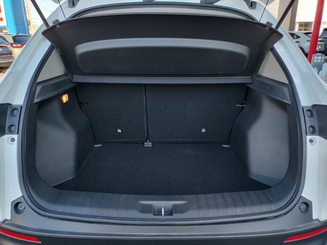 ＷＲ－Ｖ Ｚ＋　ホンダディーラー試乗車　代車　ボディコーティング施工車　ＥＴＣ　純正ナビ　駐車監視機能付き前後ドライブレコーダー　ＴＶ視聴可　リアセンターアームレスト　パーセルカバー　コンビシート（44枚目）