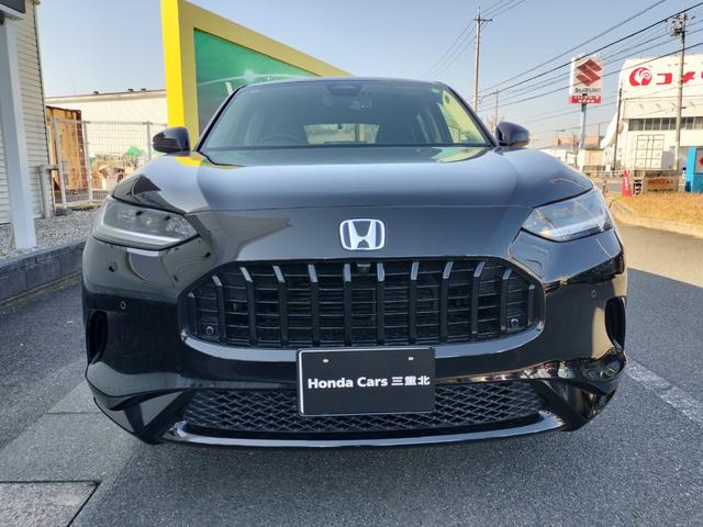 ＺＲ－Ｖ ｅ：ＨＥＶ　Ｚ　ホンダディーラー試乗車　前後ドラレコ　　駐車監視機能付き前後ドラレコ　代車　ＴＶ視聴可ナビ　１２スピーカー　運転席＆助手席シートヒーター　本革シート＋運転席８ウェイ助手席４ウェイパワーシート（7枚目）