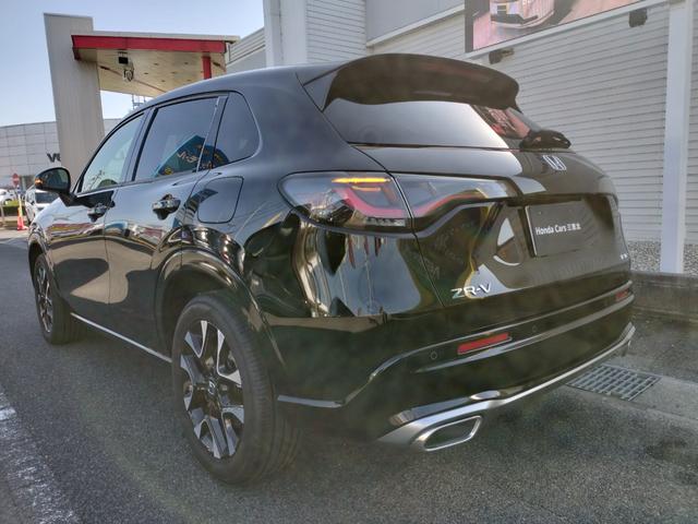 ＺＲ－Ｖ ｅ：ＨＥＶ　Ｚ　ホンダディーラー試乗車　前後ドラレコ　　駐車監視機能付き前後ドラレコ　代車　ＴＶ視聴可ナビ　１２スピーカー　運転席＆助手席シートヒーター　本革シート＋運転席８ウェイ助手席４ウェイパワーシート（11枚目）