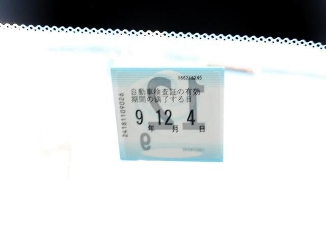 ＺＲ－Ｖ ｅ：ＨＥＶ　Ｚ　ホンダディーラー試乗車　前後ドラレコ　　駐車監視機能付き前後ドラレコ　代車　ＴＶ視聴可ナビ　１２スピーカー　運転席＆助手席シートヒーター　本革シート＋運転席８ウェイ助手席４ウェイパワーシート（15枚目）