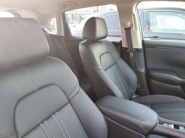 ＺＲ－Ｖ ｅ：ＨＥＶ　Ｚ　ホンダディーラー試乗車　前後ドラレコ　　駐車監視機能付き前後ドラレコ　代車　ＴＶ視聴可ナビ　１２スピーカー　運転席＆助手席シートヒーター　本革シート＋運転席８ウェイ助手席４ウェイパワーシート（34枚目）