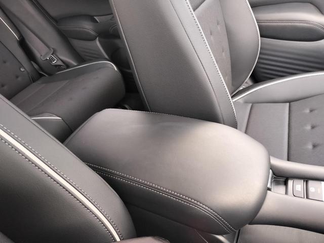 ＺＲ－Ｖ ｅ：ＨＥＶ　Ｘ特別仕様車ブラックスタイル　ホンダディーラー試乗車　走行距離小　ホンダコネクトナビ　後退出庫サポート　マルチビューカメラシステム　ＥＴＣ２．０車載器　ワイヤレス充電器　運転席＆助手席シートヒーター１８インチアルミホイール（19枚目）