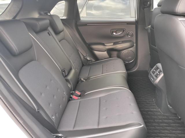 ＺＲ－Ｖ ｅ：ＨＥＶ　Ｘ特別仕様車ブラックスタイル　ホンダディーラー試乗車　走行距離小　ホンダコネクトナビ　後退出庫サポート　マルチビューカメラシステム　ＥＴＣ２．０車載器　ワイヤレス充電器　運転席＆助手席シートヒーター１８インチアルミホイール（38枚目）