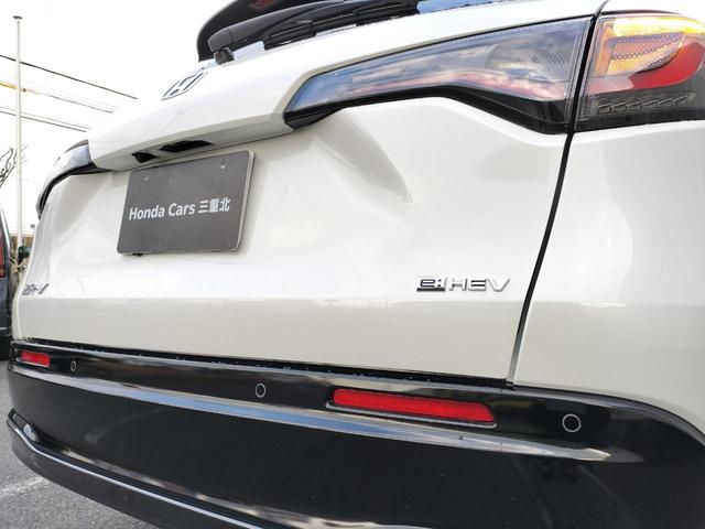 ＺＲ－Ｖ ｅ：ＨＥＶ　Ｘ特別仕様車ブラックスタイル　ホンダディーラー試乗車　走行距離小　ホンダコネクトナビ　後退出庫サポート　マルチビューカメラシステム　ＥＴＣ２．０車載器　ワイヤレス充電器　運転席＆助手席シートヒーター１８インチアルミホイール（55枚目）