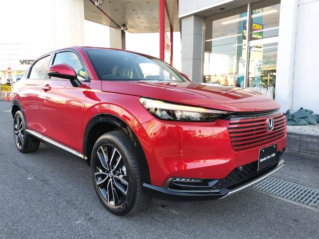 ヴェゼル ｅ：ＨＥＶ　Ｚ　新車　未登録車　車検３年　保証３年　ホンダディーラー展示車　オーディオレス　シートヒーター　ハンズフリーアクセスパワーテールゲート　１８インチアルミホイール　コンビシート　本革巻きステアリング（5枚目）