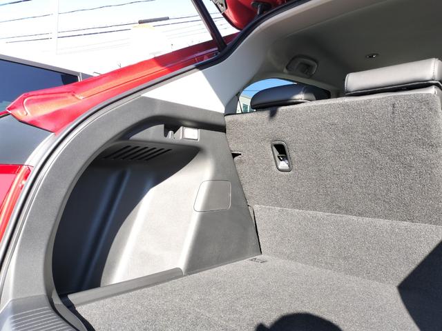 ヴェゼル ｅ：ＨＥＶ　Ｚ　新車　未登録車　車検３年　保証３年　ホンダディーラー展示車　オーディオレス　シートヒーター　ハンズフリーアクセスパワーテールゲート　１８インチアルミホイール　コンビシート　本革巻きステアリング（40枚目）