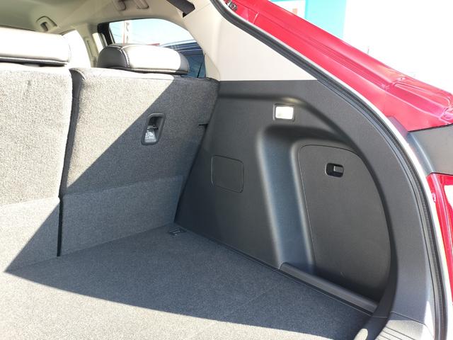 ヴェゼル ｅ：ＨＥＶ　Ｚ　新車　未登録車　車検３年　保証３年　ホンダディーラー展示車　オーディオレス　シートヒーター　ハンズフリーアクセスパワーテールゲート　１８インチアルミホイール　コンビシート　本革巻きステアリング（41枚目）