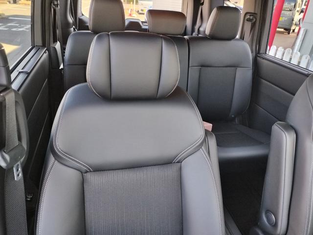 ステップワゴン ｅ：ＨＥＶスパーダ　ホンダディーラー試乗車　８人乗り　パワーテールゲート　２列目ベンチシート　運転席助手席シートヒーター　トリプルゾーンコントロール・フルオートエアコンディショナー　コンビシート　１６インチアルミホイール（37枚目）