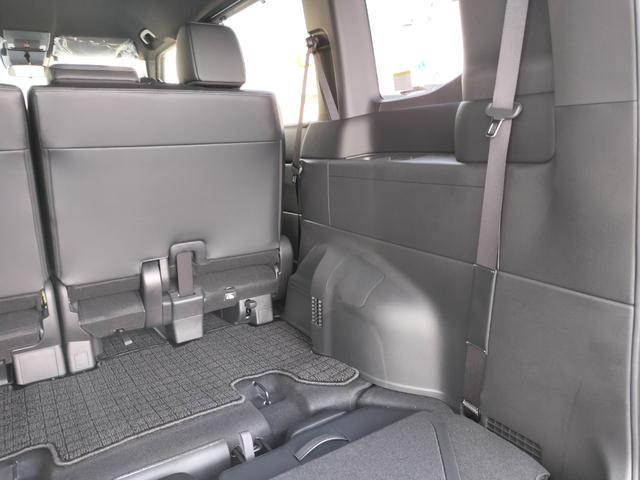 ステップワゴン ｅ：ＨＥＶスパーダ　ホンダディーラー試乗車　８人乗り　パワーテールゲート　２列目ベンチシート　運転席助手席シートヒーター　トリプルゾーンコントロール・フルオートエアコンディショナー　コンビシート　１６インチアルミホイール（53枚目）