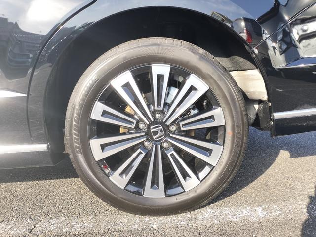 ���[�^�[�X�|�[�c�̊X�O�d���鎭�s�̒��S���ɗ��n���Ă���܂��B�鎭�����ʃ������ɂ���X�܂ł���