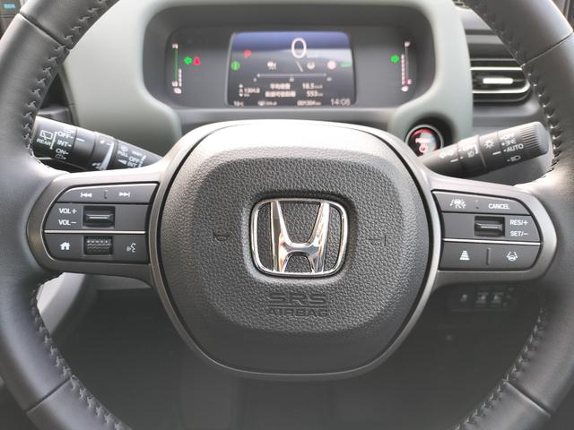 �z���_�J�[�Y�O�d�k�@�і쒆���ʓX�ł��I���[�^�[�X�|�[�c�̊X�O�d���鎭�s�̒��S���ɗ��n���Ă���܂��B�鎭�����ʃ������ɂ���X�܂ł���