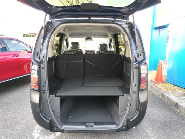 フリード クロスター 新車 展示車 ホンダディーラー販売 5人乗り クロスター オーディオレス 2列目6:4分割可倒式シート コンビシート 運転席&助手席シートヒーター 15インチアルミホイール ガソリン車 国内未登録車(42枚目)