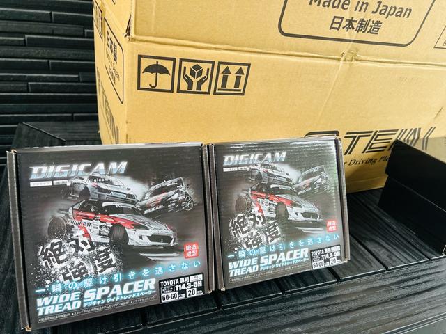 ＧＲヤリス ＲＺ　ハイパフォーマンス　ＧＲフルエアロＰＫＧ　新品車庫調　新品ワイトレ　コンフォートＰＫＧ　　クーリングＰＫＧ　　ｐｅｒｆｏｒｍａｎｃｅダンパー　エアロスタビライジング　ＧＲカーボンインテリアＰＫＧ　カーボンルーフ（4枚目）