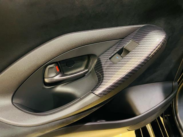 ＧＲヤリス ＲＺ　ハイパフォーマンス　ＧＲフルエアロＰＫＧ　新品車庫調　新品ワイトレ　コンフォートＰＫＧ　　クーリングＰＫＧ　　ｐｅｒｆｏｒｍａｎｃｅダンパー　エアロスタビライジング　ＧＲカーボンインテリアＰＫＧ　カーボンルーフ（65枚目）
