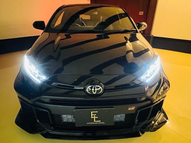 ＧＲヤリス ＲＺ　ハイパフォーマンス　ＧＲフルエアロＰＫＧ　新品車庫調　新品ワイトレ　コンフォートＰＫＧ　　クーリングＰＫＧ　　ｐｅｒｆｏｒｍａｎｃｅダンパー　エアロスタビライジング　ＧＲカーボンインテリアＰＫＧ　カーボンルーフ（75枚目）