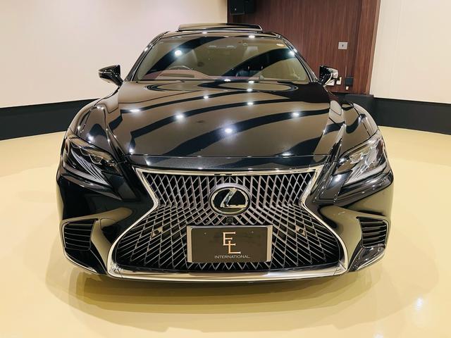 ＬＳ ＬＳ５００　エグゼクティブ　４ＷＤ　ツインターボ　ワンオーナー　サンルーフ　リアエンターテイメントシステム　マークレビンソンシステム　レーダー探知機　テレビ　ナビ　ＥＴＣ　ベンチレーション　デジダルインナーミラー　フル装備（12枚目）