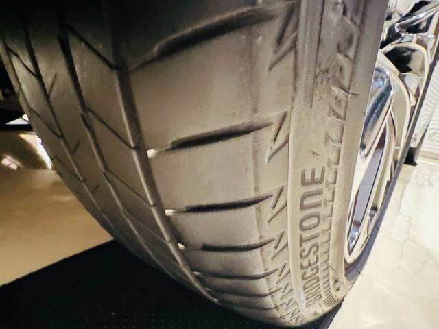 ＬＳ ＬＳ５００　エグゼクティブ　４ＷＤ　ツインターボ　ワンオーナー　サンルーフ　リアエンターテイメントシステム　マークレビンソンシステム　レーダー探知機　テレビ　ナビ　ＥＴＣ　ベンチレーション　デジダルインナーミラー　フル装備（19枚目）