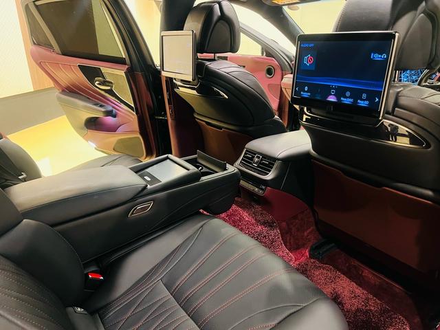 ＬＳ ＬＳ５００　エグゼクティブ　４ＷＤ　ツインターボ　ワンオーナー　サンルーフ　リアエンターテイメントシステム　マークレビンソンシステム　レーダー探知機　テレビ　ナビ　ＥＴＣ　ベンチレーション　デジダルインナーミラー　フル装備（42枚目）