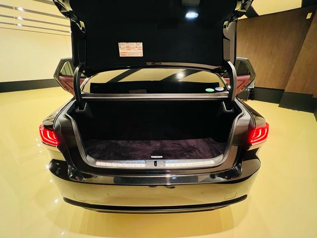 ＬＳ ＬＳ５００　エグゼクティブ　４ＷＤ　ツインターボ　ワンオーナー　サンルーフ　リアエンターテイメントシステム　マークレビンソンシステム　レーダー探知機　テレビ　ナビ　ＥＴＣ　ベンチレーション　デジダルインナーミラー　フル装備（54枚目）