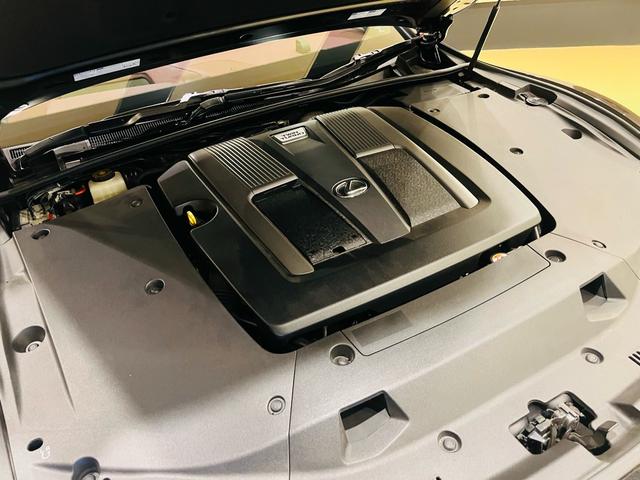 ＬＳ ＬＳ５００　エグゼクティブ　４ＷＤ　ツインターボ　ワンオーナー　サンルーフ　リアエンターテイメントシステム　マークレビンソンシステム　レーダー探知機　テレビ　ナビ　ＥＴＣ　ベンチレーション　デジダルインナーミラー　フル装備（74枚目）