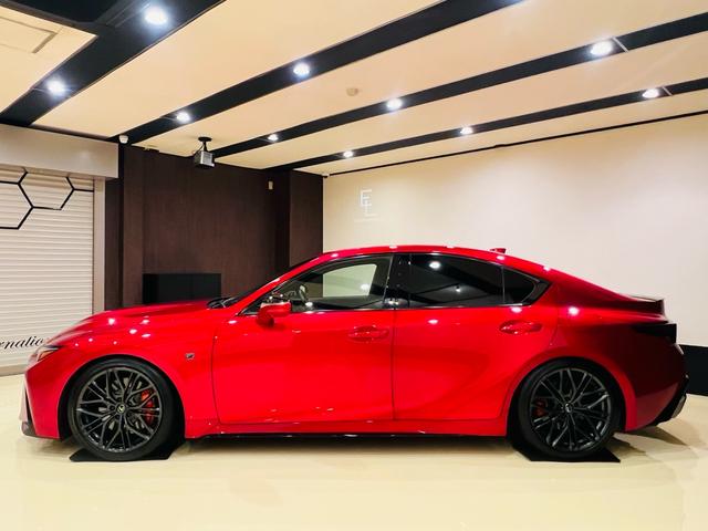 ＩＳ ＩＳ５００　Ｆスポーツパフォーマンス　マークレビンソン　新品ＲＳＲ車高調　ワイトレ　寒冷地仕様　ムーンルーフ　ワンオーナー禁煙車　オプションカラー　オレンジキャリパー　ナビ　テレビ　ＥＴＣ　パノラマビュー　新車保証（8枚目）